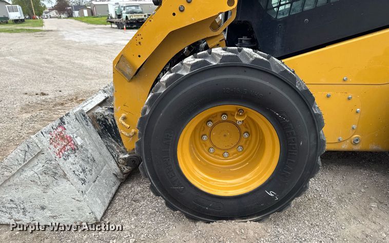 image for item DV2525 2020 Caterpillar 262D3 skid steer loader