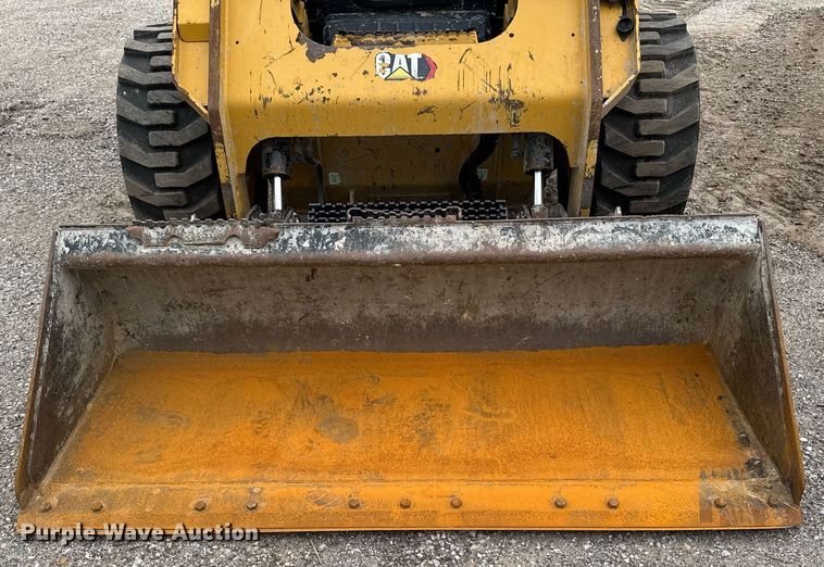 image for item DV2526 2020 Caterpillar 262D3 skid steer loader