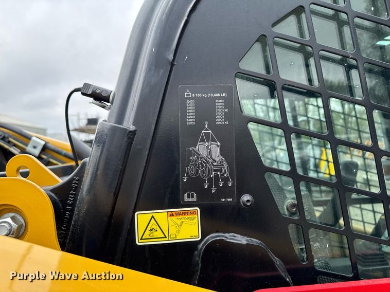 image for item DV2526 2020 Caterpillar 262D3 skid steer loader