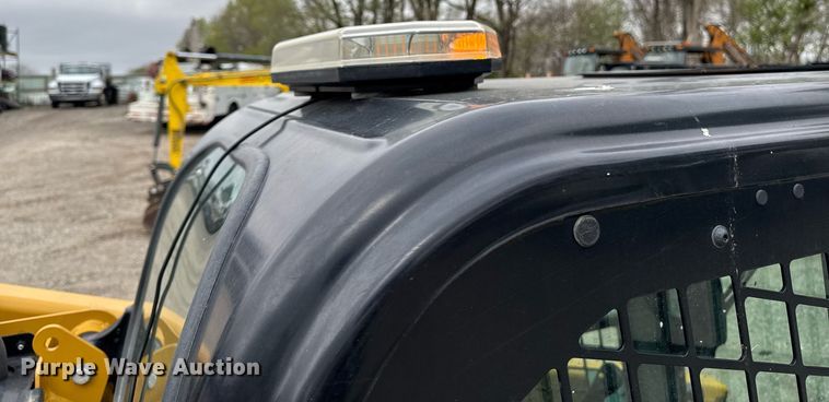 image for item DV2526 2020 Caterpillar 262D3 skid steer loader