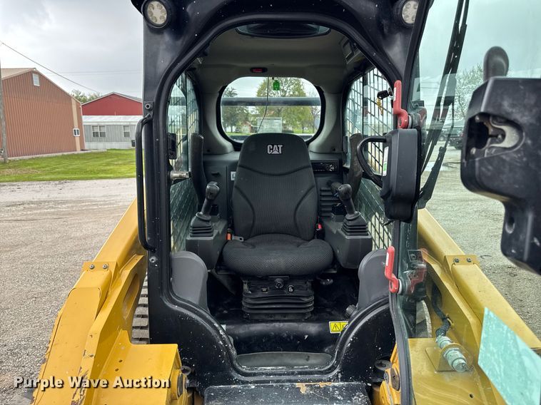 image for item DV2526 2020 Caterpillar 262D3 skid steer loader