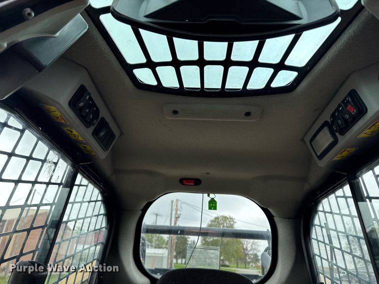 image for item DV2526 2020 Caterpillar 262D3 skid steer loader