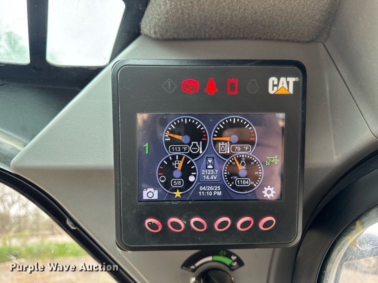 image for item DV2526 2020 Caterpillar 262D3 skid steer loader