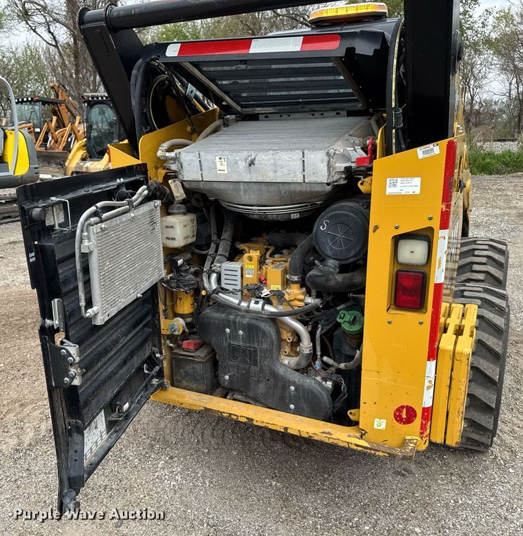 image for item DV2526 2020 Caterpillar 262D3 skid steer loader