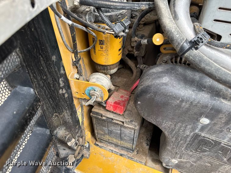 image for item DV2526 2020 Caterpillar 262D3 skid steer loader