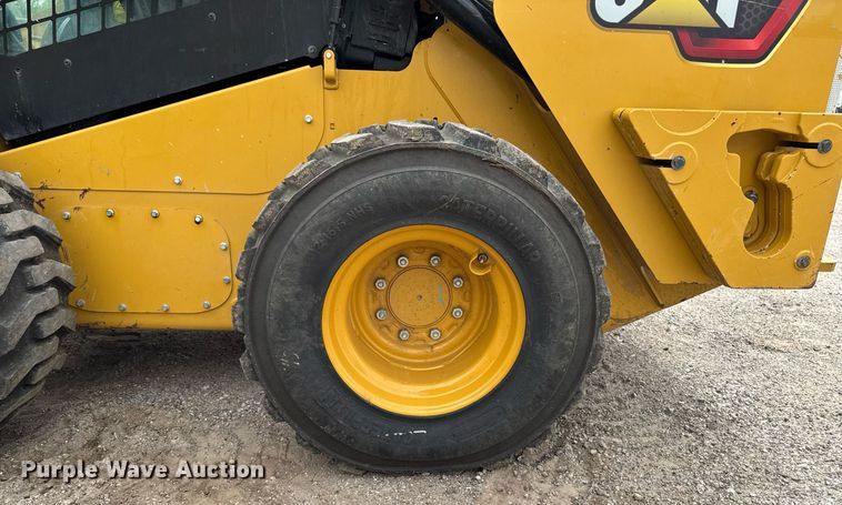 image for item DV2526 2020 Caterpillar 262D3 skid steer loader