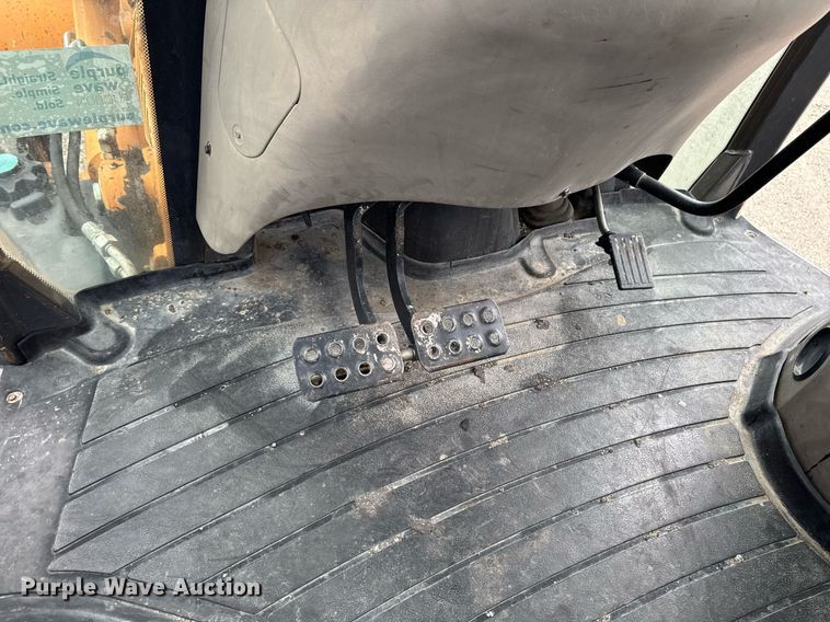 image for item DV2528 2011 Case 580N backhoe