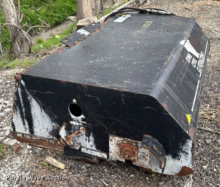 image for item DV2529 2007 skid steer sweeper