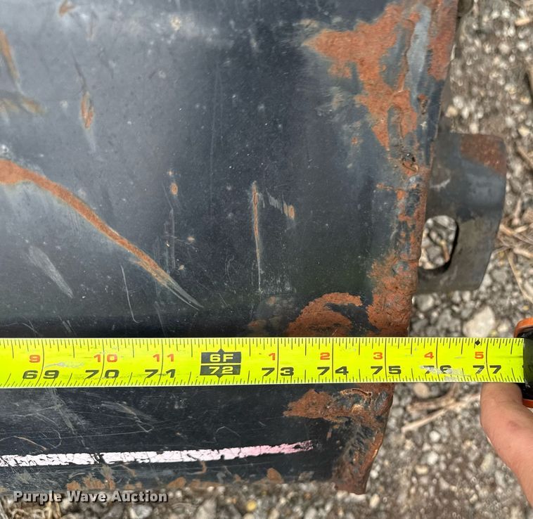 image for item DV2529 2007 skid steer sweeper