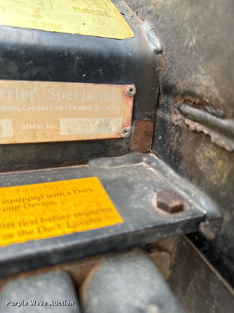 image for item DV2530 2005 Ford F650 flatbed truck