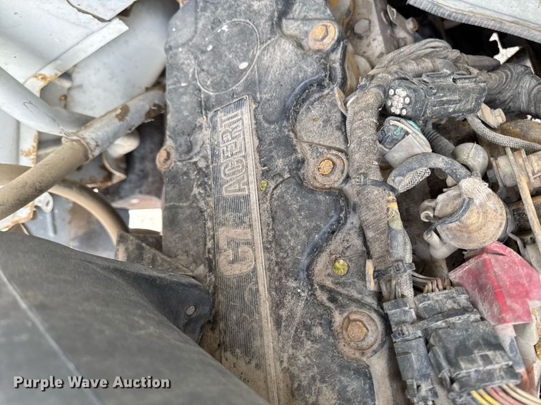 image for item DV2530 2005 Ford F650 flatbed truck