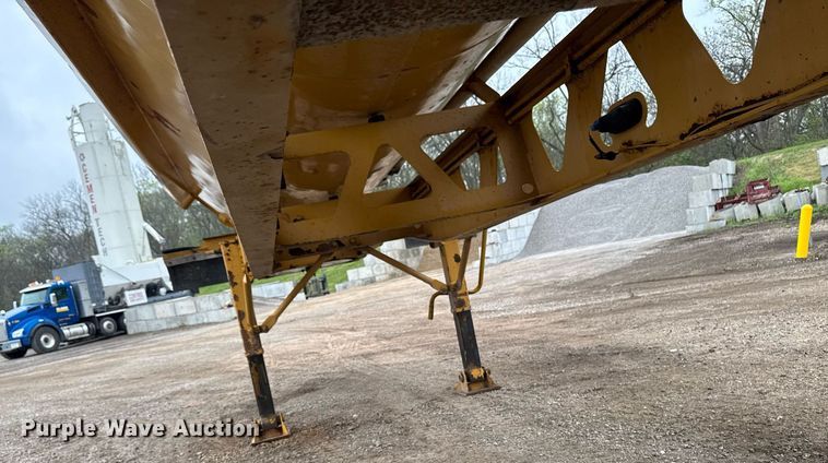 image for item DV2572 2008 Trail King TK60SSD-392 side dump trailer