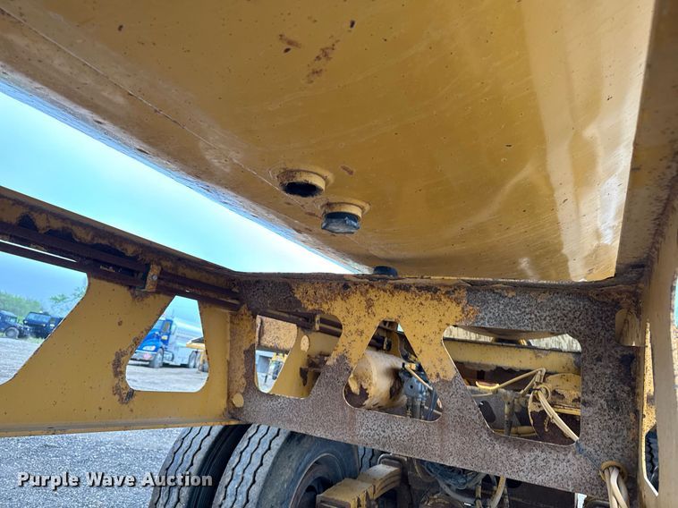 image for item DV2572 2008 Trail King TK60SSD-392 side dump trailer