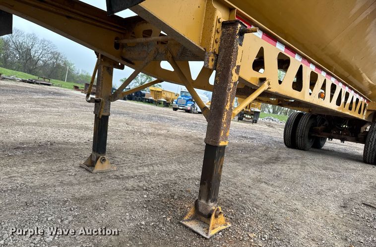 image for item DV2572 2008 Trail King TK60SSD-392 side dump trailer