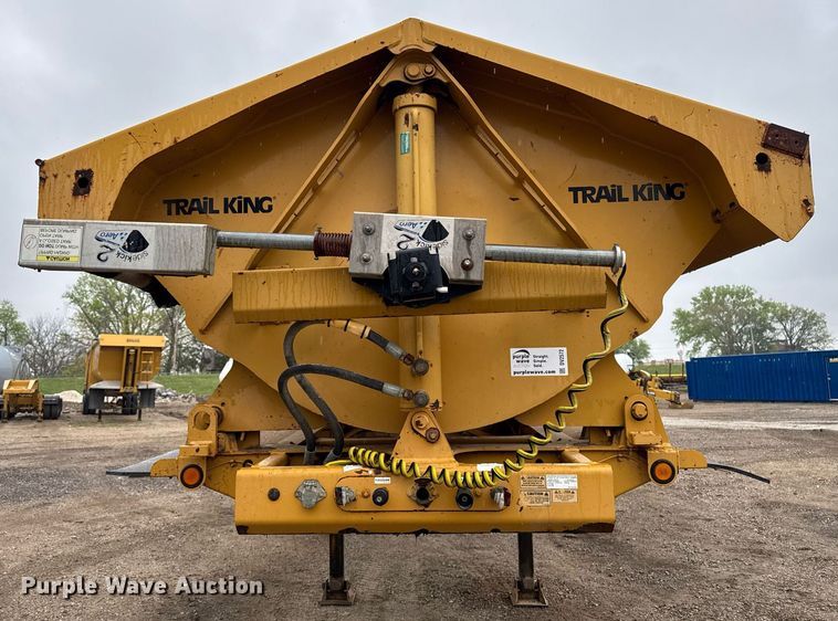image for item DV2572 2008 Trail King TK60SSD-392 side dump trailer