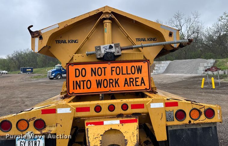 image for item DV2572 2008 Trail King TK60SSD-392 side dump trailer