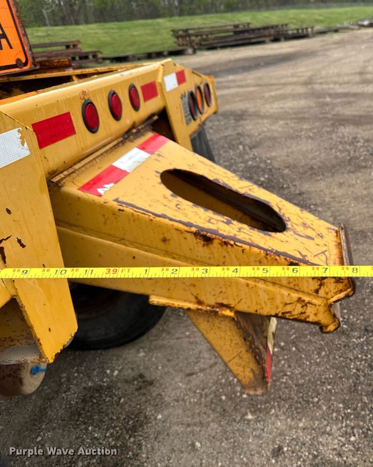 image for item DV2572 2008 Trail King TK60SSD-392 side dump trailer