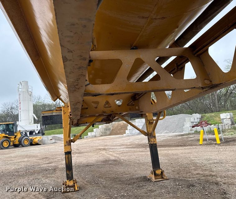 image for item DV2573 2007 Trail King TK60SSD-392 side dump trailer