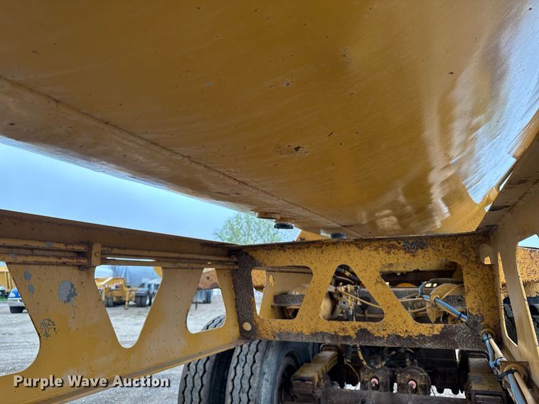 image for item DV2573 2007 Trail King TK60SSD-392 side dump trailer