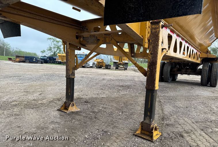 image for item DV2573 2007 Trail King TK60SSD-392 side dump trailer