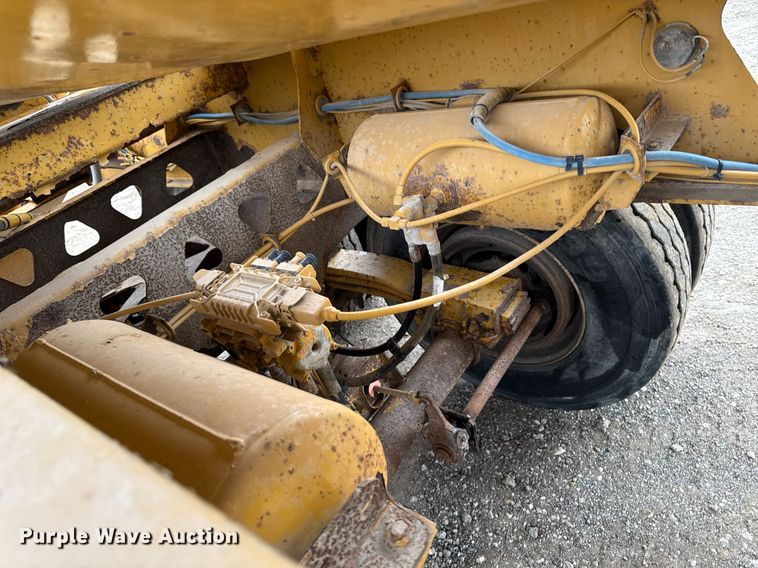 image for item DV2573 2007 Trail King TK60SSD-392 side dump trailer