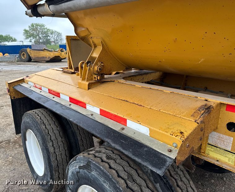 image for item DV2573 2007 Trail King TK60SSD-392 side dump trailer