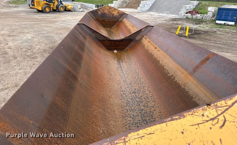 image for item DV2573 2007 Trail King TK60SSD-392 side dump trailer