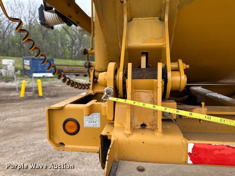 image for item DV2573 2007 Trail King TK60SSD-392 side dump trailer