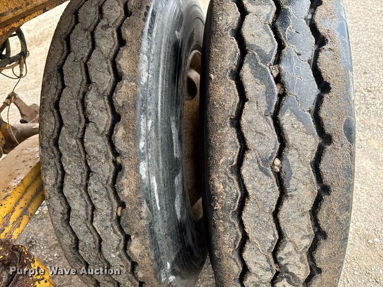 image for item DV2573 2007 Trail King TK60SSD-392 side dump trailer