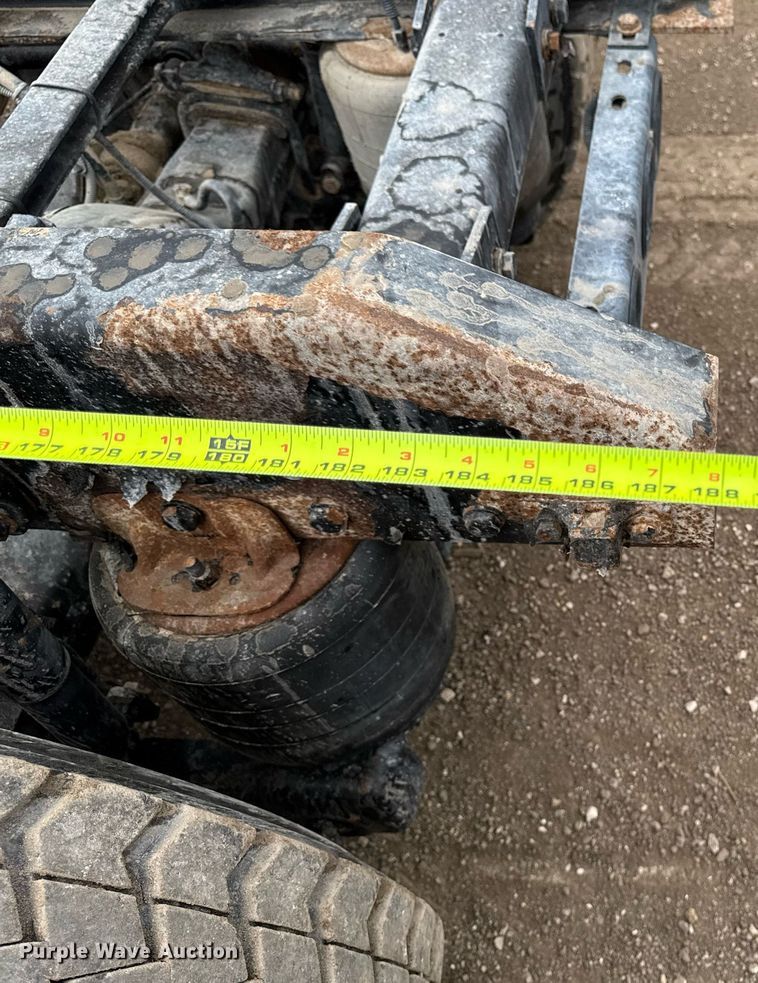 image for item DV2574 2014 Kenworth T800 semi truck