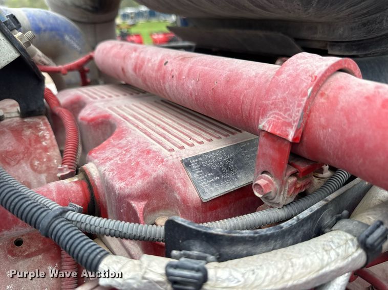 image for item DV2574 2014 Kenworth T800 semi truck