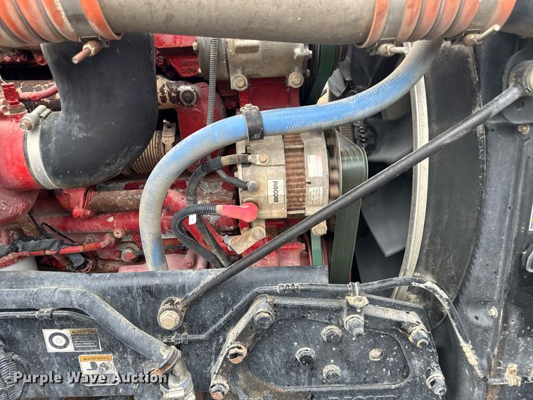 image for item DV2575 2014 Kenworth T800 semi truck