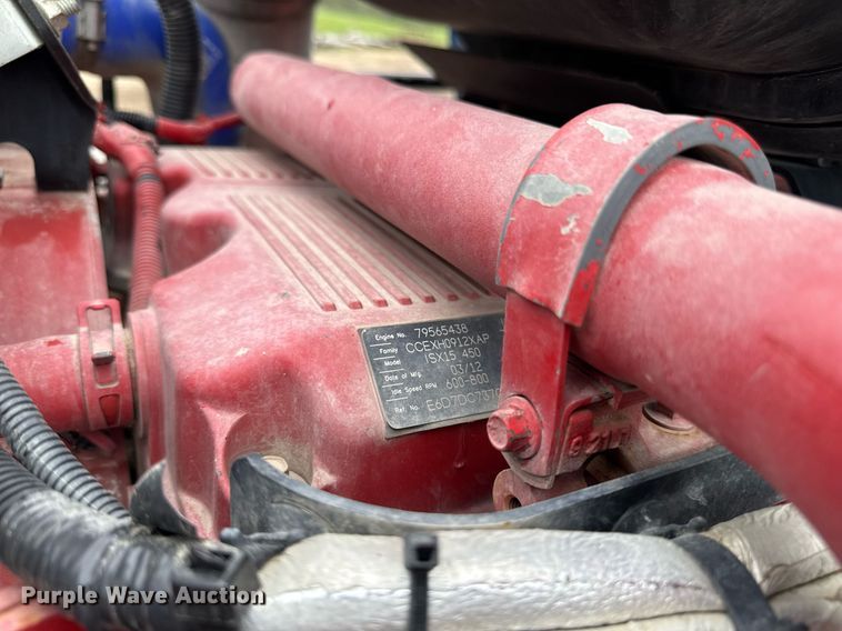 image for item DV2576 2013 Kenworth T800 dump truck