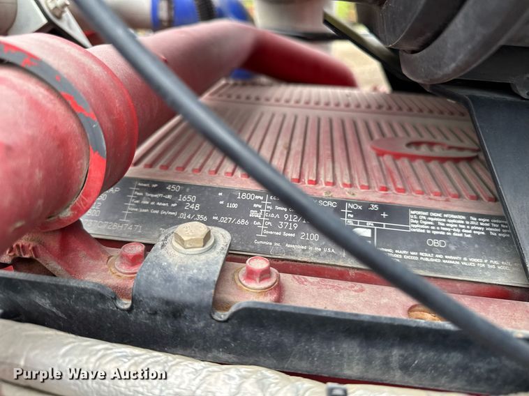 image for item DV2576 2013 Kenworth T800 dump truck