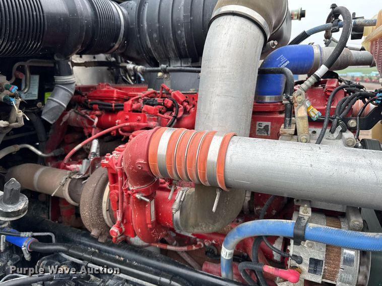 image for item DV2577 2013 Kenworth T800 dump truck