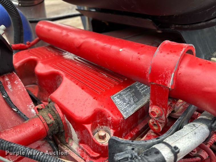 image for item DV2577 2013 Kenworth T800 dump truck