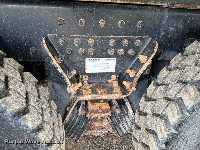 image for item DV2577 2013 Kenworth T800 dump truck