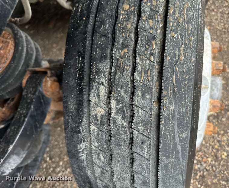 image for item DV2577 2013 Kenworth T800 dump truck