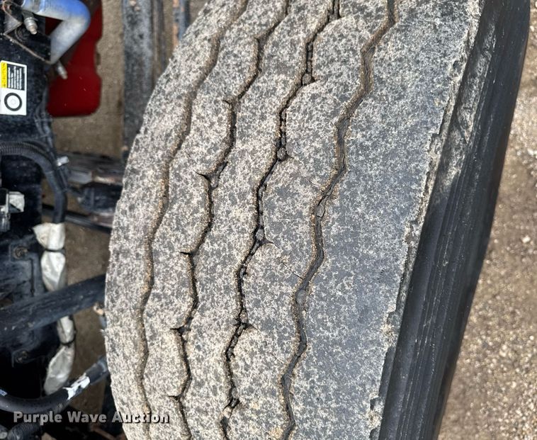 image for item DV2577 2013 Kenworth T800 dump truck