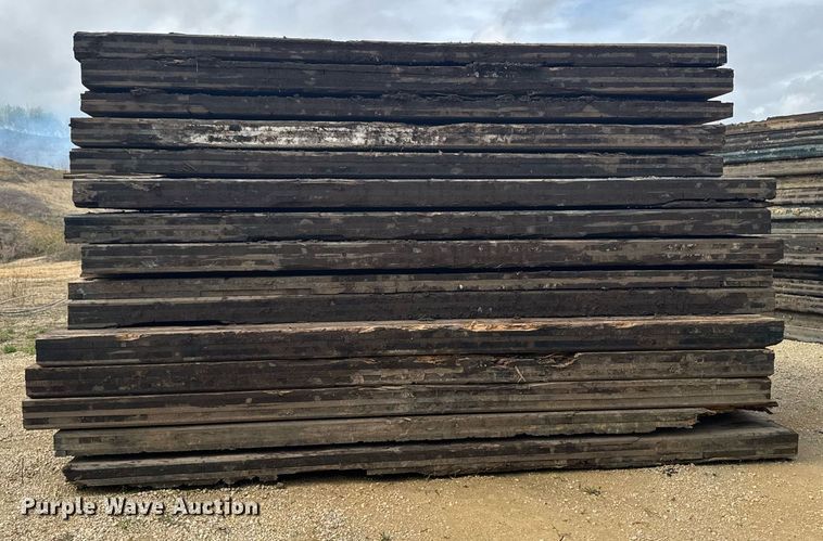 image for item DV2580 (15) crane mats 