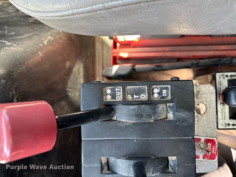 image for item DV2592 2000 International 8100 dump truck