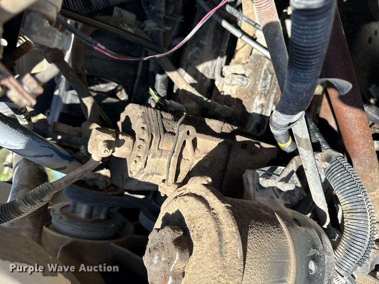 image for item DV2592 2000 International 8100 dump truck