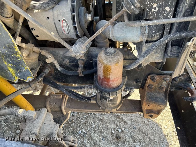 image for item DV2592 2000 International 8100 dump truck