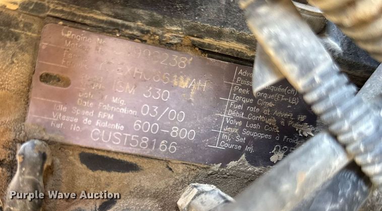 image for item DV2592 2000 International 8100 dump truck