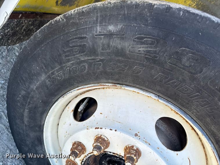 image for item DV2592 2000 International 8100 dump truck