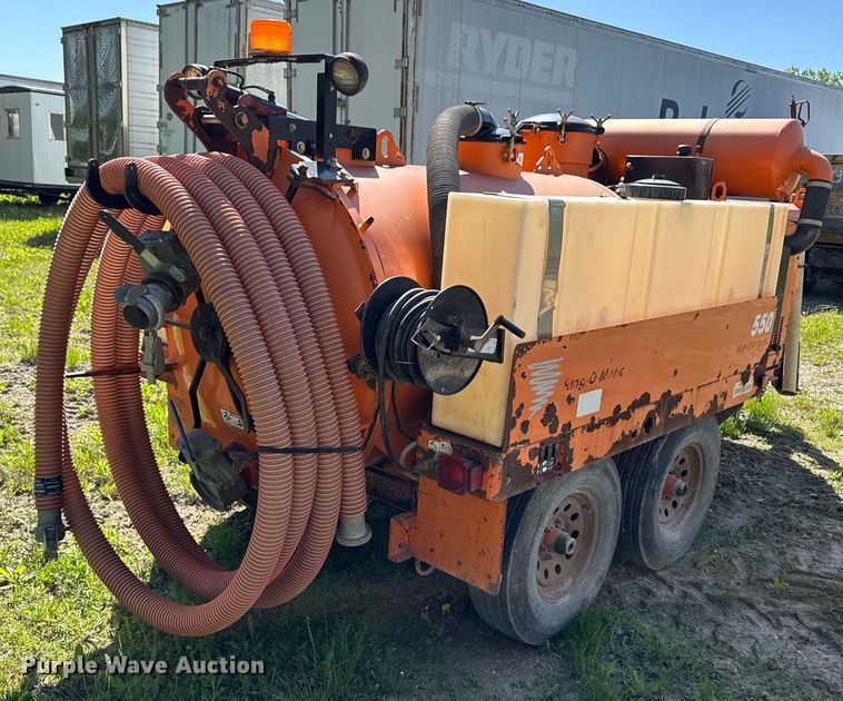 image for item DV2593 2013 Ring-O-Matic 550 vacuum excavator