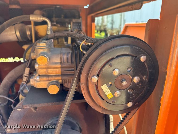 image for item DV2593 2013 Ring-O-Matic 550 vacuum excavator