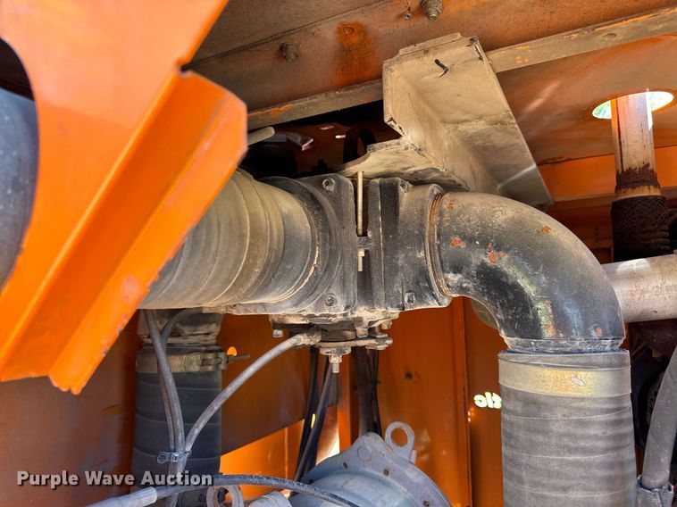 image for item DV2593 2013 Ring-O-Matic 550 vacuum excavator