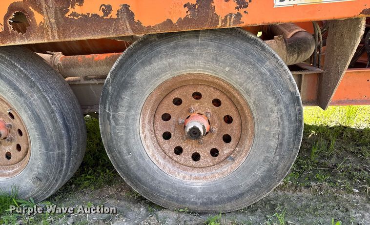 image for item DV2593 2013 Ring-O-Matic 550 vacuum excavator