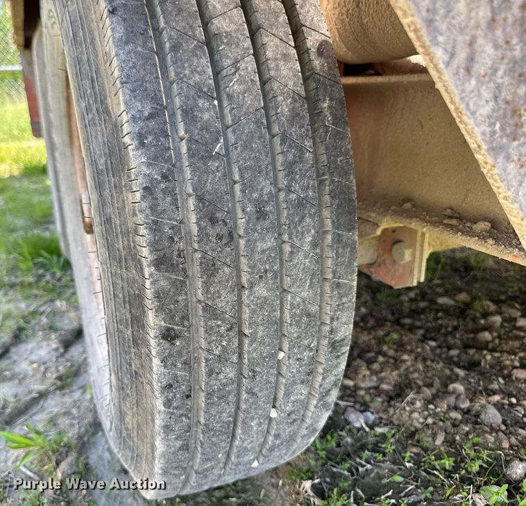 image for item DV2593 2013 Ring-O-Matic 550 vacuum excavator